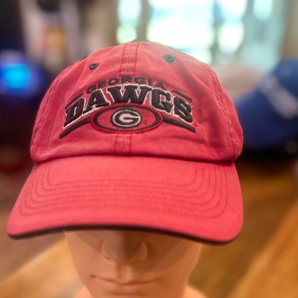 cooperstown Other - Georgia Dawgs hat in used condition